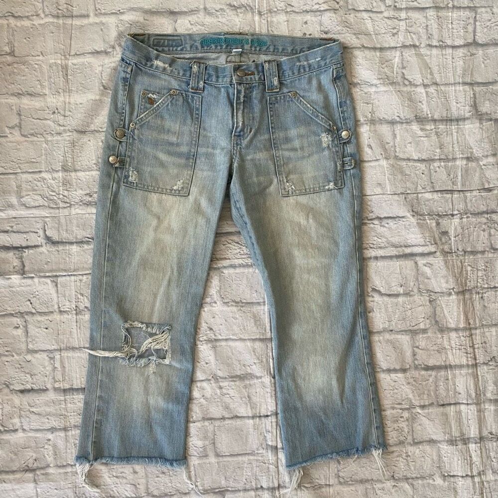 Abercrombie & Fitch women 8 100% cotton distressed cropped jeans blue